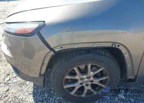 2017 Jeep Cherokee Latitude Fwd из США, поврежденный, VIN 1C4PJLCB6HW603246